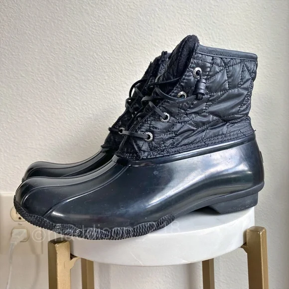 Sperry Saltwater Nylon Quilted Duck Boot Black size 9 women’s Side Zip size 9 - Picture 1 of 11